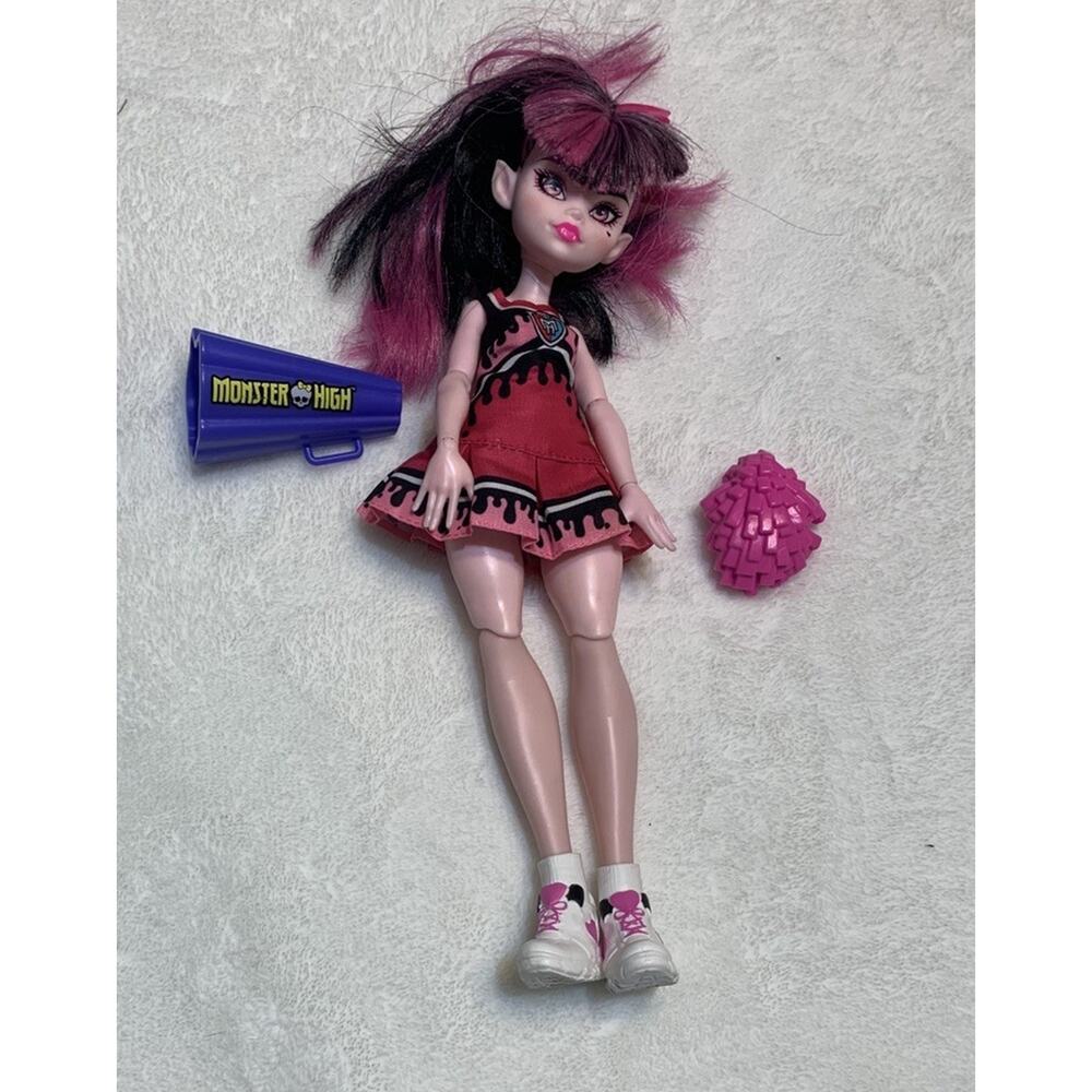 Mattel Monster High Draculaura G3 Ghoul Spirit Doll Fearleader Cheerleader